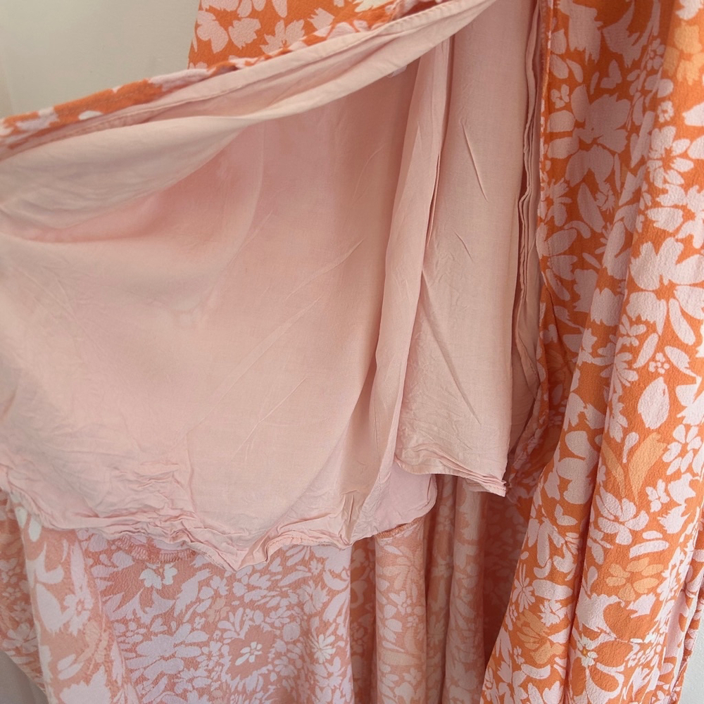 MINKPINK Aurora Marli Midi Dress Size Medium Floral Wrap A-Line - Picture 15 of 16